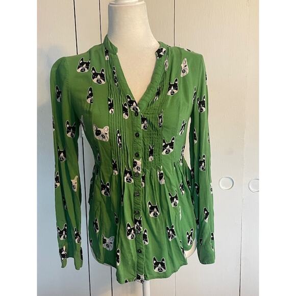 Maeve Size 2 Women's Long Sleeve Blouse Green w/ Bull Dogs - Picture 1 of 6